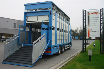 Veelaadkast IRMA met 2 laadvloeren op DAF in Tessenderlo