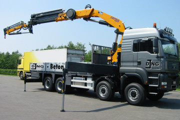 Laadkraan Copma 430.6J4 met open laadbak op MAN in Kasterlee