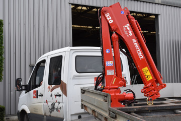 Laadkraan Ferrari 326A.3 op BE-Trailer in Antwerpen 