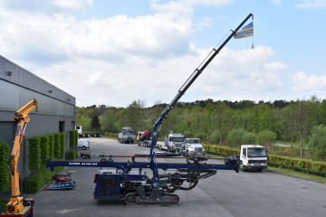 Laadkraan Copma 60.4 op Klemm boormachine in Oud-Turnhout