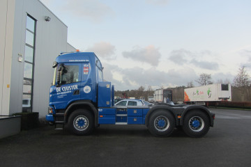 Trekker voor uitzonderlijk vervoer op Scania in Geel