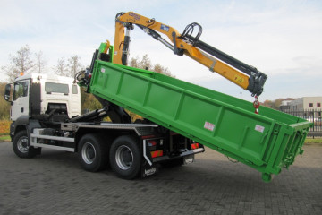 Laadkraan Copma 160.3 op container met containersysteem 20T Busi Group op MAN in Hoeselt