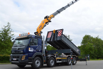 Laadkraan Copma 360.8 met containersysteem Busi Group op Volvo in Balen