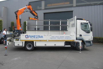 Laadkraan Copma 110.4J1 met open laadbak en ramendrager op DAF in Turnhout