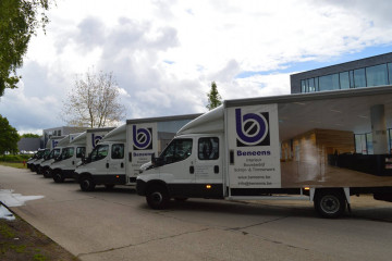 Gesloten laadbakken op IVECO in Olen