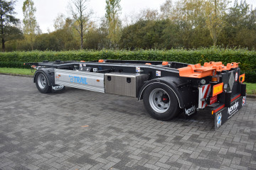 Containeraanhangwagen BUSI GROUP in Geel