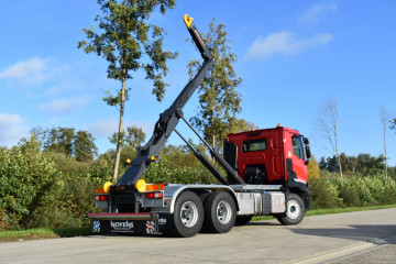 Containersysteem Busi Group 20 ton op Renault in Geel