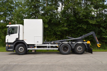 Containersysteem Busi Group 14 ton op SCANIA in Westerlo