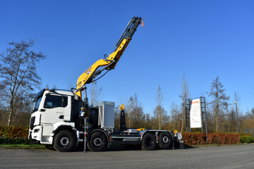 Laadkraan Copma 300.5 met 20T containersysteem op MAN in Rocourt
