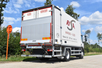 Geïsoleerde laadkast voor hangend vlees transport op Renault in Lille