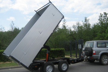 Kipper aanhangwagen voor bouwwerken in Nijlen