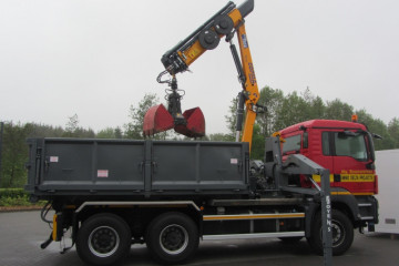 Laadkraan Copma 130A.6 op container met containersysteem 20T Busi Group op MAN in Herselt