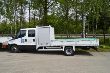 Open laadbak met alu zijborden op IVECO in Olen