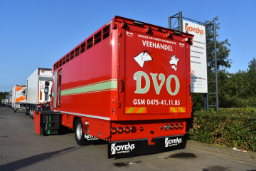 Veelaadkast NOYENS met enkele laadvloer op DAF in Noorderwijk 