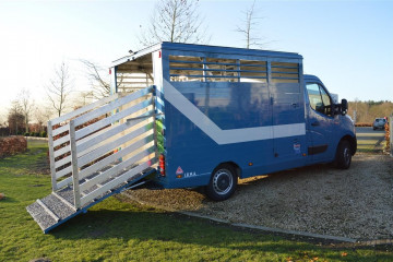 Veelaadkast IRMA met enkele laadvloer op Renault in Wadelincourt