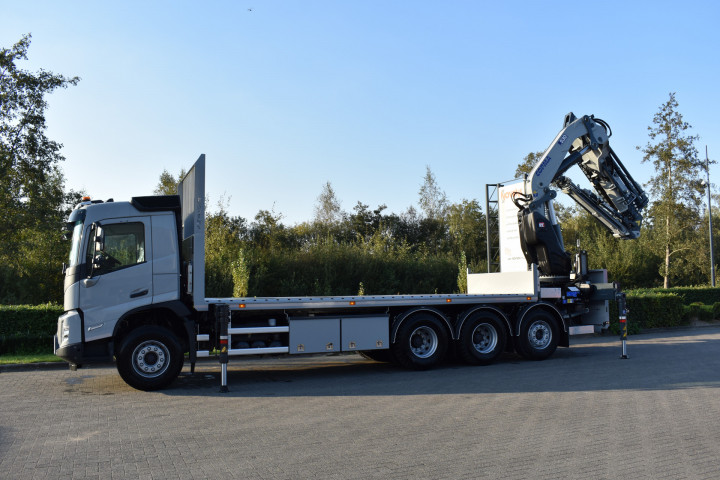 Copma Laadkraan Etib Betonbouw Volvo Laadbak Carrosseriebouw Olen (1)