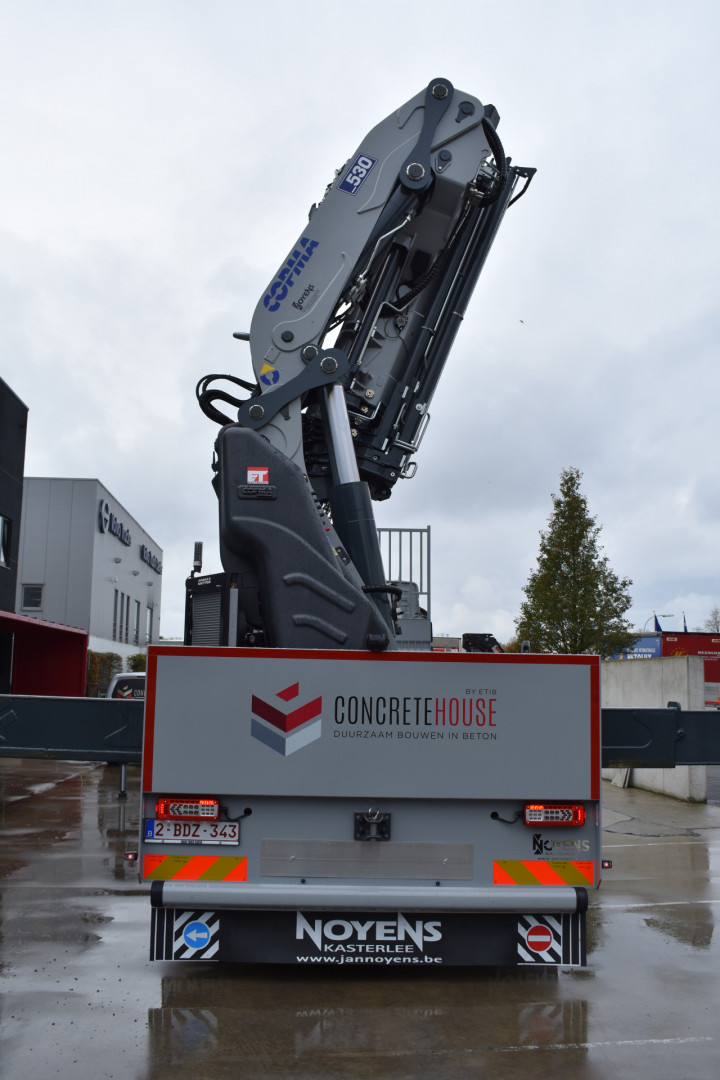 Copma Laadkraan Etib Betonbouw Volvo Laadbak Carrosseriebouw Olen (20)