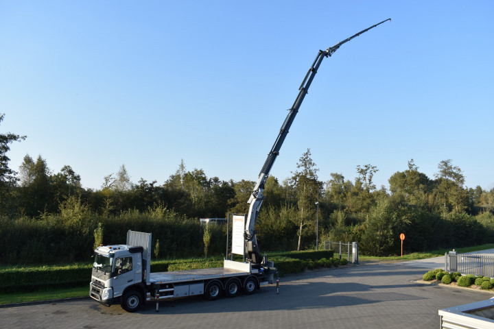 Copma Laadkraan Etib Betonbouw Volvo Laadbak Carrosseriebouw Olen (5)
