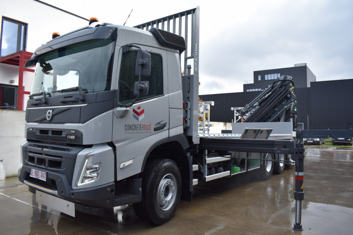 Copma Laadkraan Etib Betonbouw Volvo Laadbak Carrosseriebouw Olen (7)
