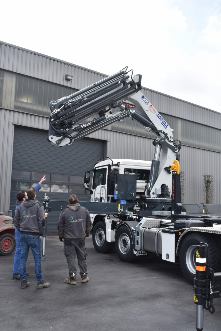 Copma Laadkraan Autolaadkraan Busi Group Containersysteem Haaksysteem Man Vrachtwagen Uitschuifbare Bumper Lille (11)