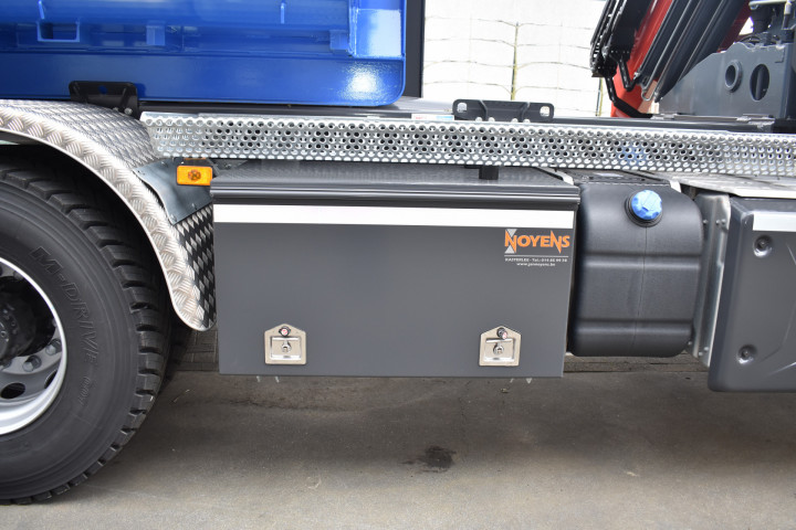 Copma Laadkraan Bouwwerken Nelis Grobbendonk Renault Containerhaak Containersysteem Busi Group Vrachtwagenopbouw (8)