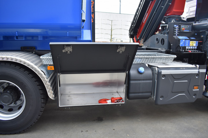 Copma Laadkraan Bouwwerken Nelis Grobbendonk Renault Containerhaak Containersysteem Busi Group Vrachtwagenopbouw (9)