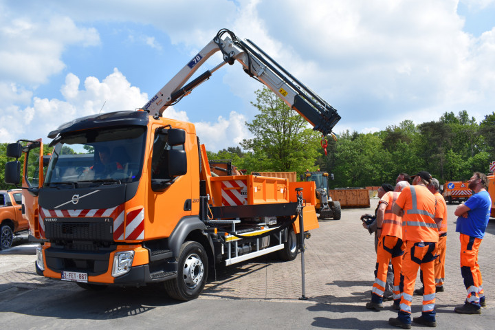 Copma Laadkraan Containersysteem Gemeente Dessel Volvo (3)