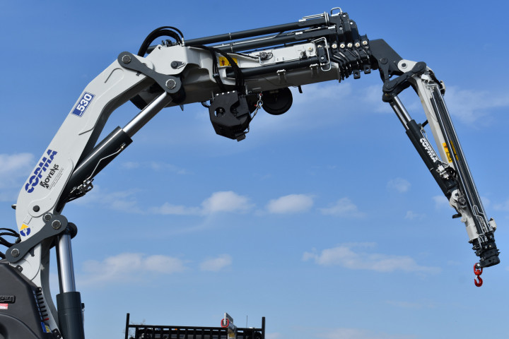 Copma Laadkraan Renault Vrachtwagen Dakdekkerskraan Dakwerkerskraan Tielen (1)