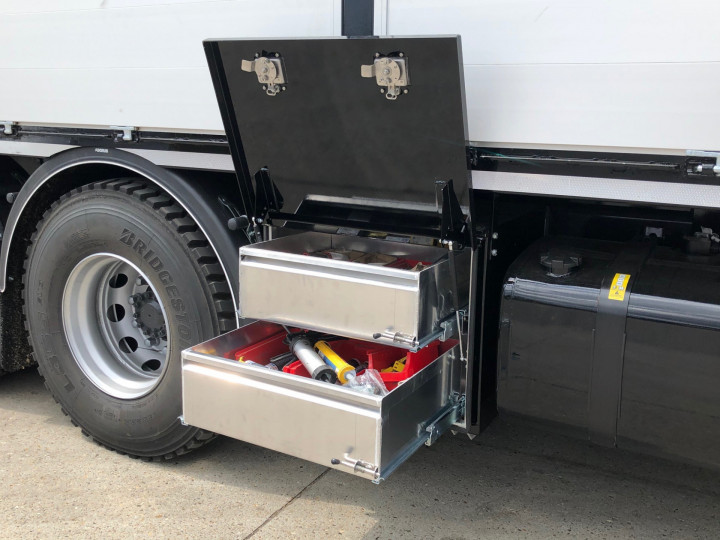 Copma Laadkraan Renault Vrachtwagen Dakdekkerskraan Dakwerkerskraan Tielen (14)