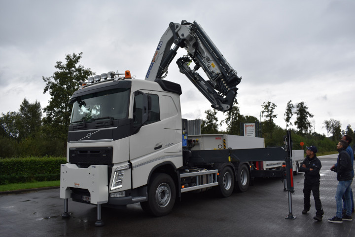 Dakwerkerskraan Copma Tectum Genk Volvo Vrachtwagenkraan (3)