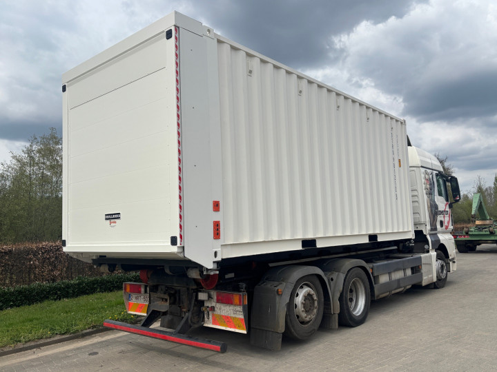 Dhollandia Zeecontainer 20voet Laadlift