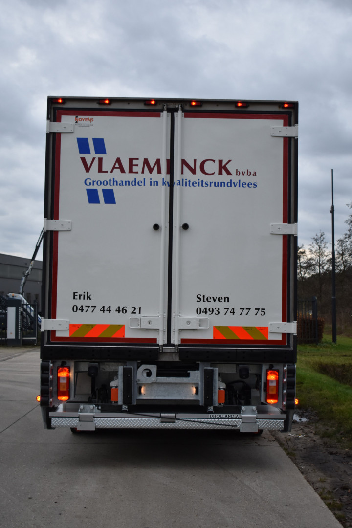 Geisoleerde Laadkast Hangend Vlees Gekoeld Transport Frigolaadkast Volvo (6)