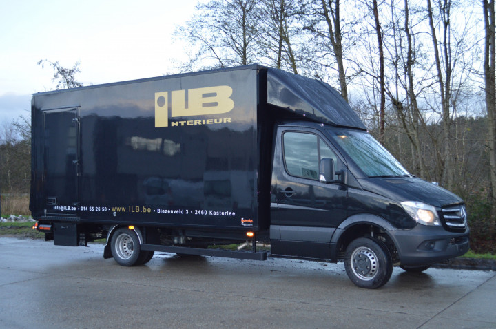 Gesloten Laadkast Dhollandia Laadbrug Mercedes Ilb Kasterlee Dsc 0700 (2)