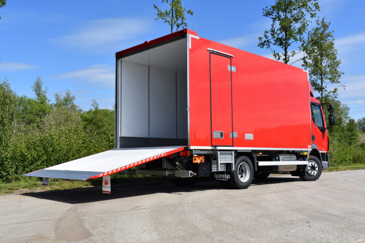 Gesloten Laadkast Dhollandia Laadbrug Servicewagen Welec Westerlo (19)