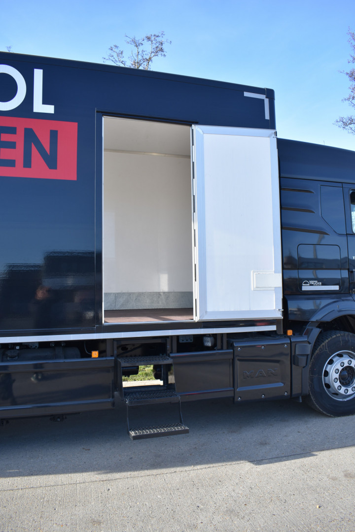 Gesloten Laadkast Rijschool Man Carrosseriebouw (9)