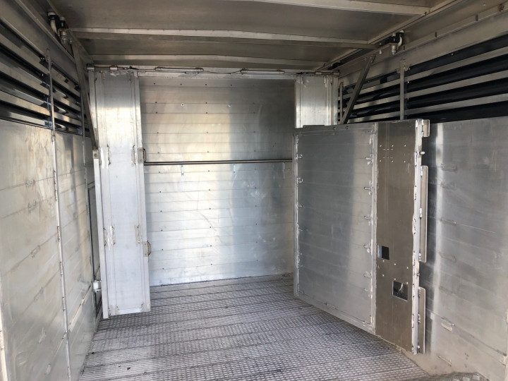 Irma Carrosserie Renault Camionette Levend Vee Transport Veetransport (2)