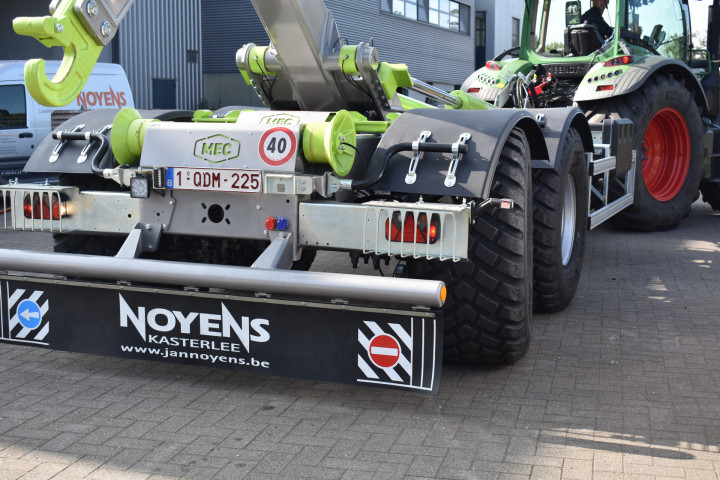 Roagna Haakarm Aanhangwagen Landbouw Loonwerken Dams Kristof Geel (12)