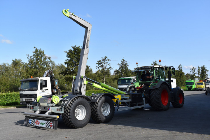 Roagna Haakarm Aanhangwagen Landbouw Loonwerken Dams Kristof Geel (3)