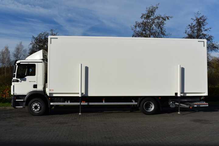 Afzetlaadbak Hydraulisch Wisselstructuur Afneembare Bovenbouw Man Hulshout Kempa (10)