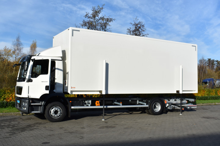 Afzetlaadbak Hydraulisch Wisselstructuur Afneembare Bovenbouw Man Hulshout Kempa (6)