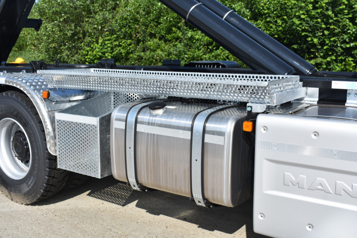 Containerhaaksysteem Busi Group Containersysteem Man Vm Boringen Arendonk (7)