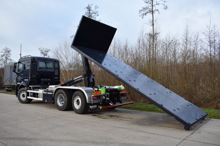 Containerhaaksysteem Busi Group Man Containersysteem (3)