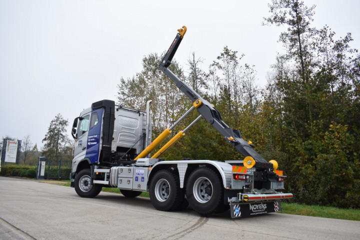 Containerhaaksysteem Busi Group Volvo Bcs Swinnen Balen (1) (middel) 3