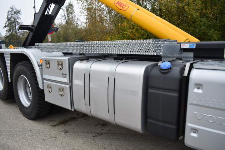 Containerhaaksysteem Busi Group Volvo Bcs Swinnen Balen (4) (middel) 3