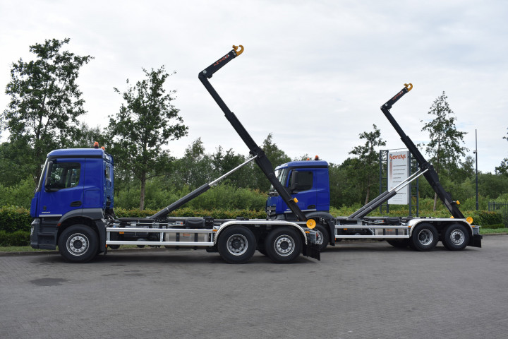 Containerhaaksysteem Containersysteem Busi Group Grct Herenthout Mercedes (1)