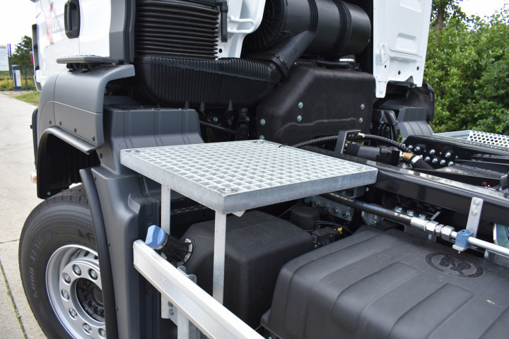 Containerhaaksysteem Man Demo Containersysteem Busi Group Kobbegem (10)