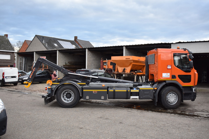 Containersysteem Gemeente Herenhout Renault Haaksysteem (5)