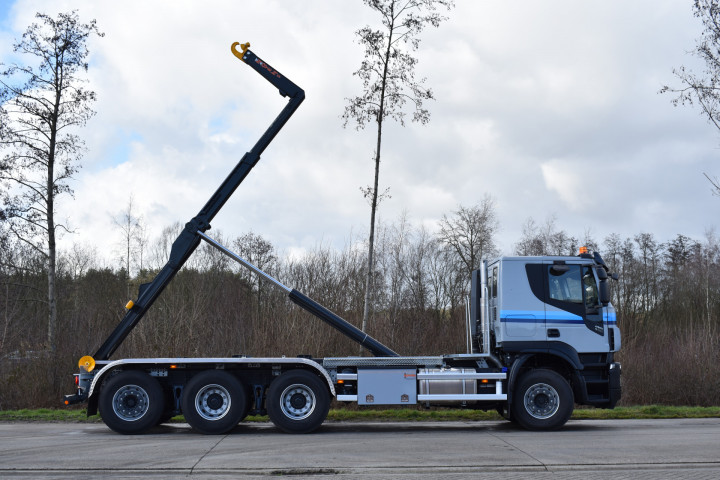 Containersysteem Haaksysteem Busi Group Iveco Tridem Gregoor Hegrola Westerlo (2)