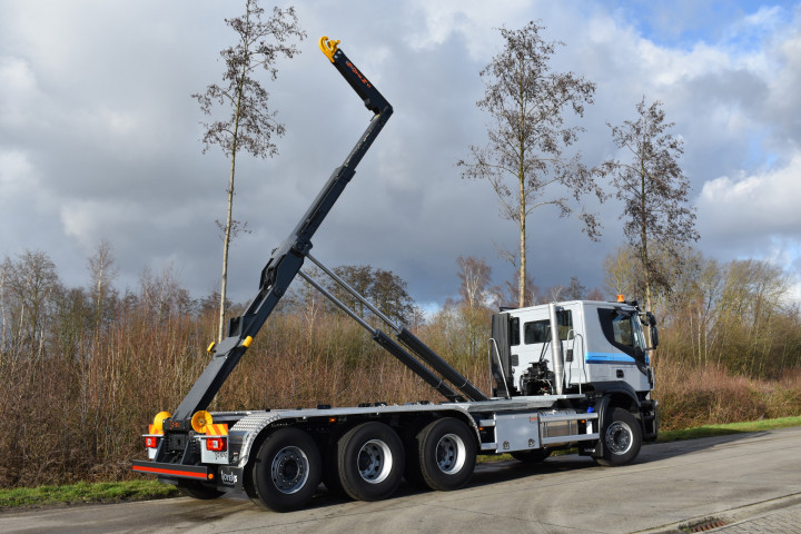 Containersysteem Haaksysteem Busi Group Iveco Tridem Gregoor Hegrola Westerlo (4)