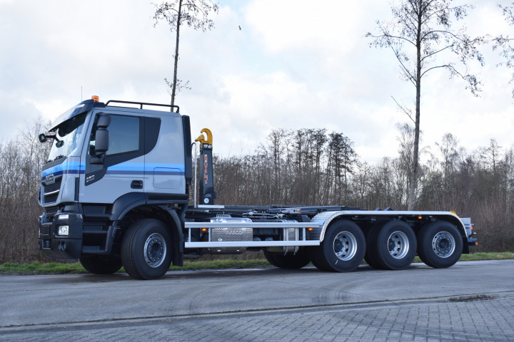 Containersysteem Haaksysteem Busi Group Iveco Tridem Gregoor Hegrola Westerlo (6)